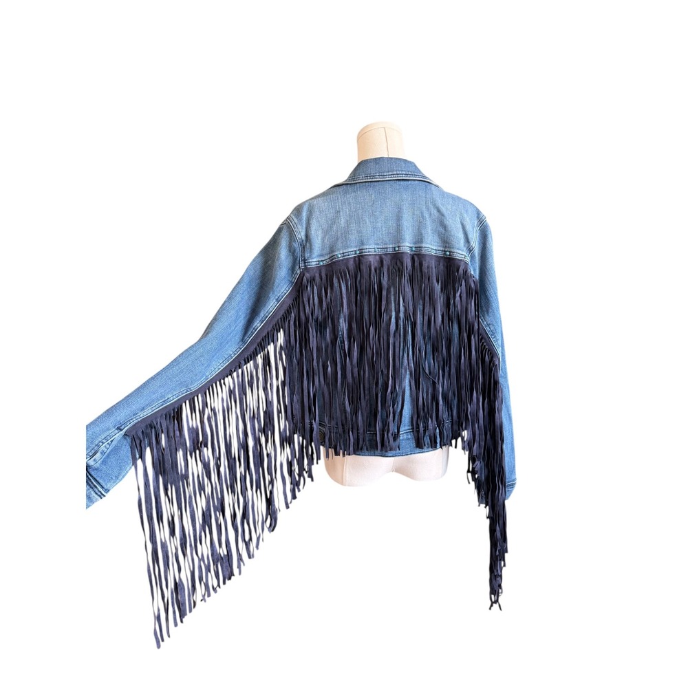 Idyllwind Miranda Lambert Fringe Denim Jacket Medium Wash Turquoise Studs Size M